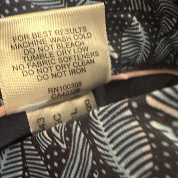 Peter Millar Alice petal palm leaf patterned, blue athletic skort, size Small - Picture 8 of 8